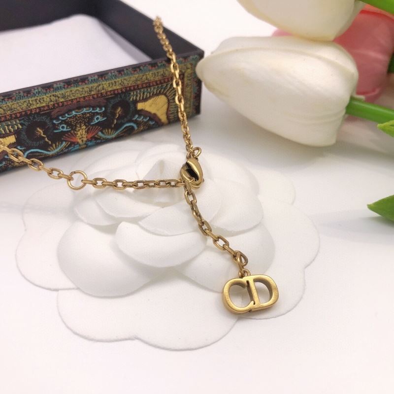 chr1st1an D10r necklaces